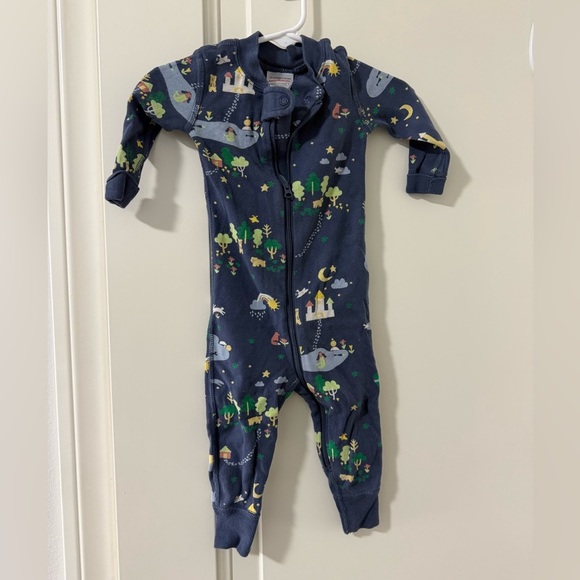GUC Hanna Andersson Pajamas - Boy Sleeper Bundle - Picture 5 of 10
